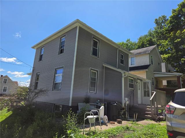 House for sale in Ellwood City, Pennsylvania