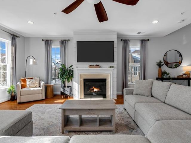 Townhouse for sale in Monmouth, New Jersey