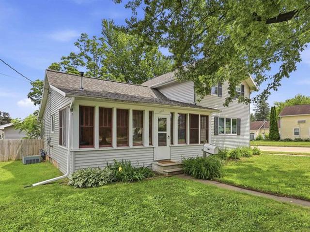 House for sale in New London, Wisconsin