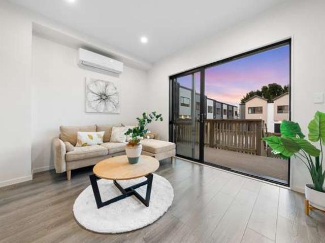 Townhouse for rent in Auckland, Oroua County
