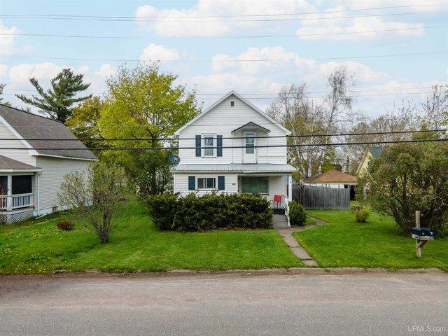 House for sale in Crystal Falls, Michigan