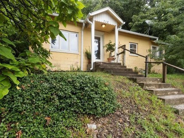 House for sale in Excelsior Springs, Missouri