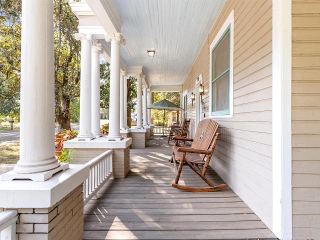 House for sale in Crockett, Texas
