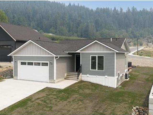House for sale in Creston, British Columbia