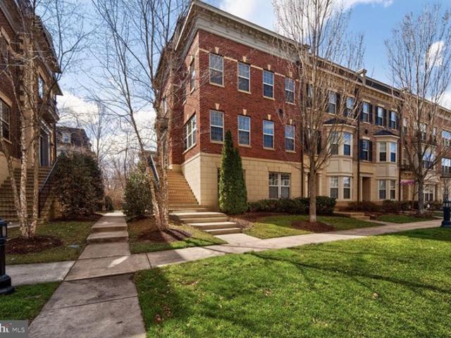 Townhouse for sale in Oxon Hill, Maryland