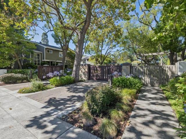 Townhouse for sale in San Mateo, California