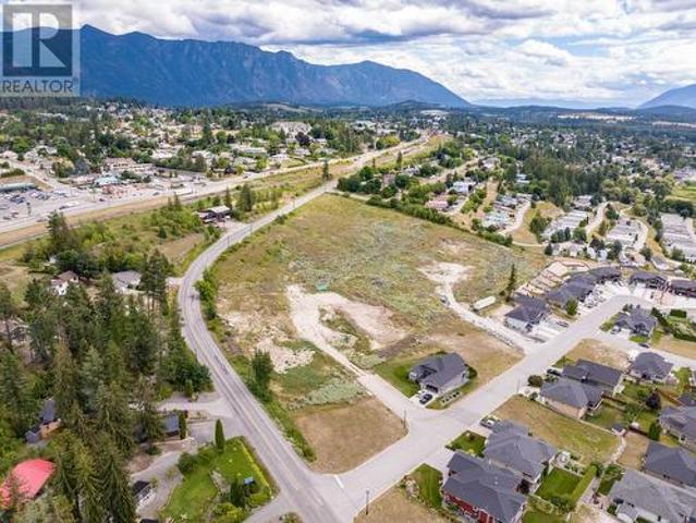 Land for sale in Creston, British Columbia