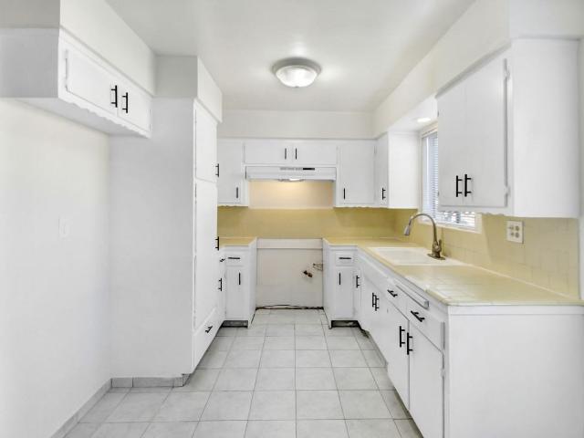 Apartment for rent in Montebello, California