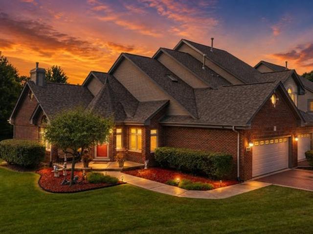 Townhouse for sale in Tinley Park, Illinois