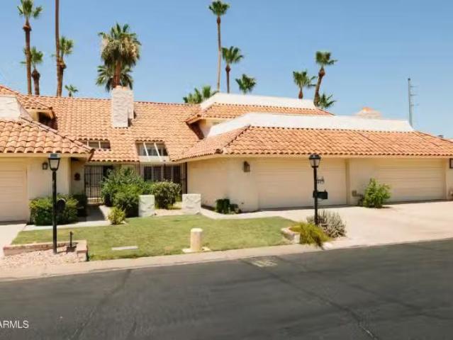 House for rent in Paradise Valley