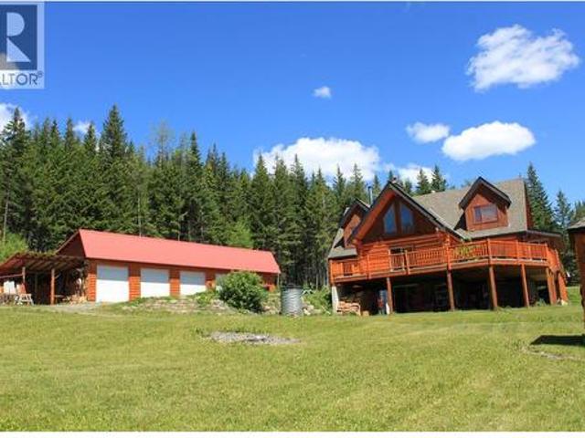 House for sale in Caribou Hide, British Columbia