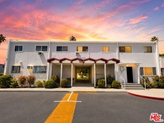 Condo for sale in North Hollywood Neighborhood Council District, Canoga Park