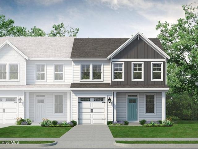 Townhouse for sale in Leland, North Carolina