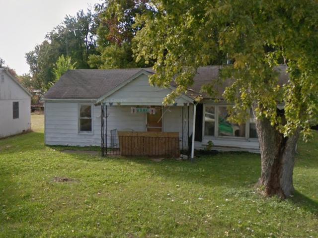 Property for sale in Carmi, Illinois