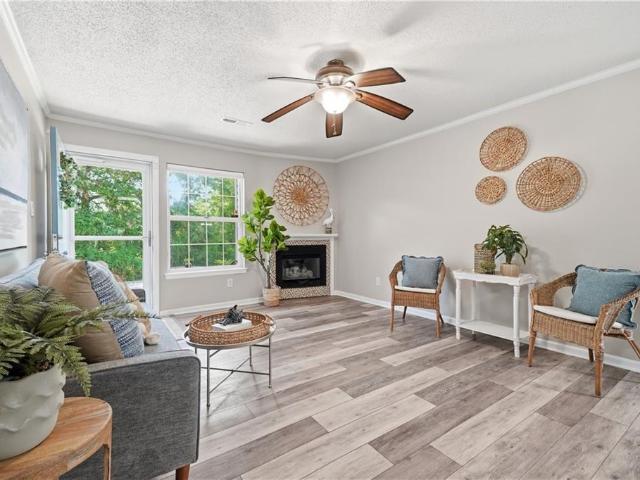 Condo for sale in Virginia