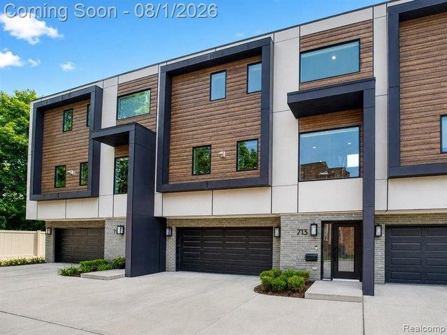 Townhouse for sale in Royal Oak, Michigan