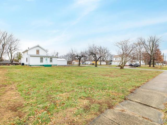 House for sale in Bunker Hill, Illinois