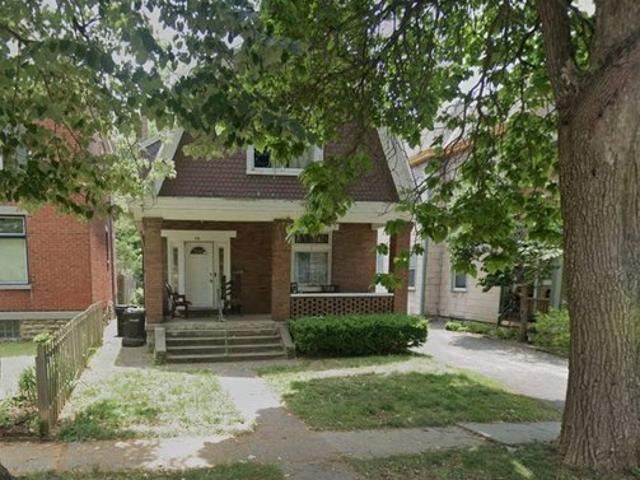 House for sale in Roselawn, Ohio