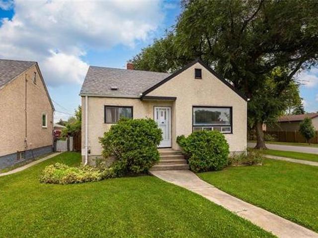 House for sale in East Kildonan, Winnipeg