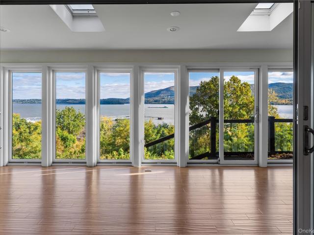 Condo for sale in Plum Point on Hudson, Town of New Windsor