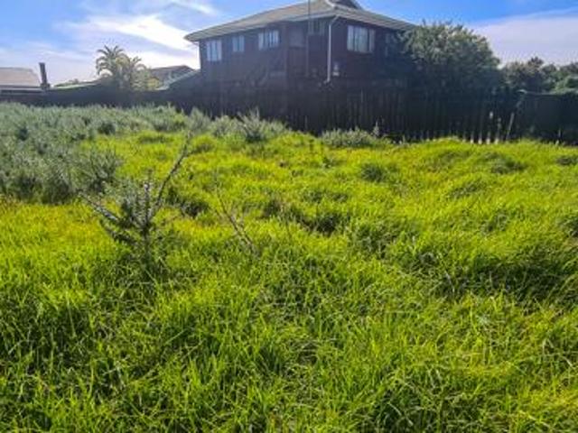 Land for sale in Cape St Francis, Eastern Cape