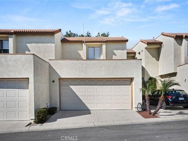 Condo for sale in Claremont, California