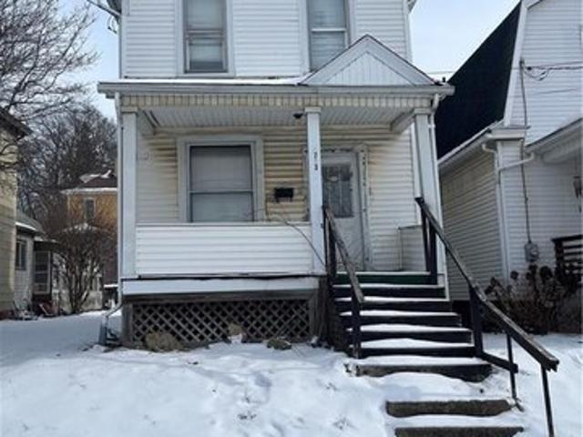 House for sale in New Castle, Pennsylvania