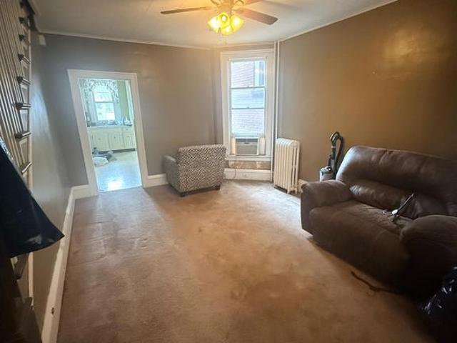 Townhouse for sale in Pottsville, Pennsylvania
