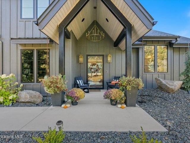 House for sale in Sandpoint, Idaho