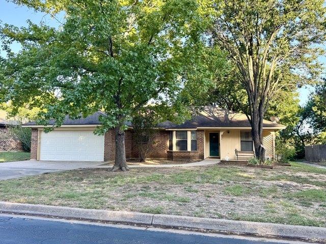 House for sale in Crowley, Texas