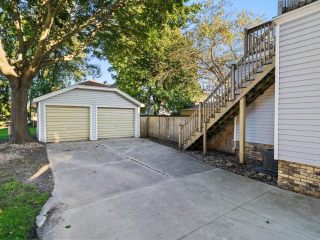 House for sale in Manitowoc, Manitowoc County