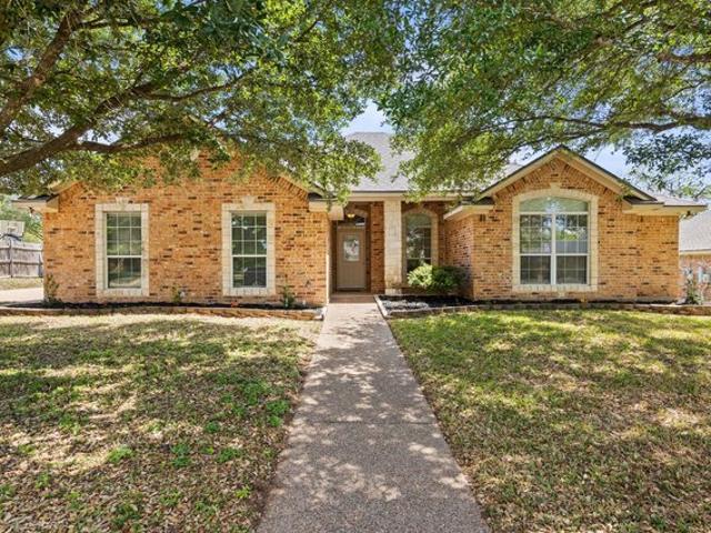 House for sale in Lorena, Texas