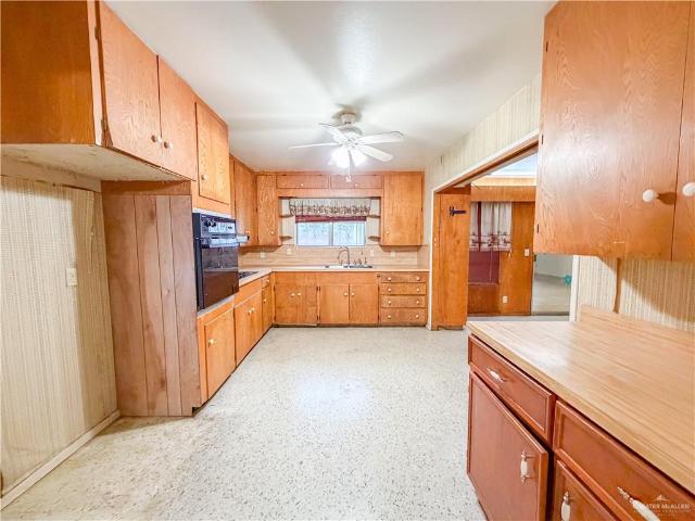 Property for sale in Cameron, Texas