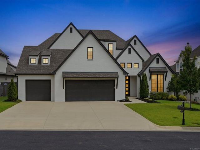 House for sale in Jenks, Oklahoma