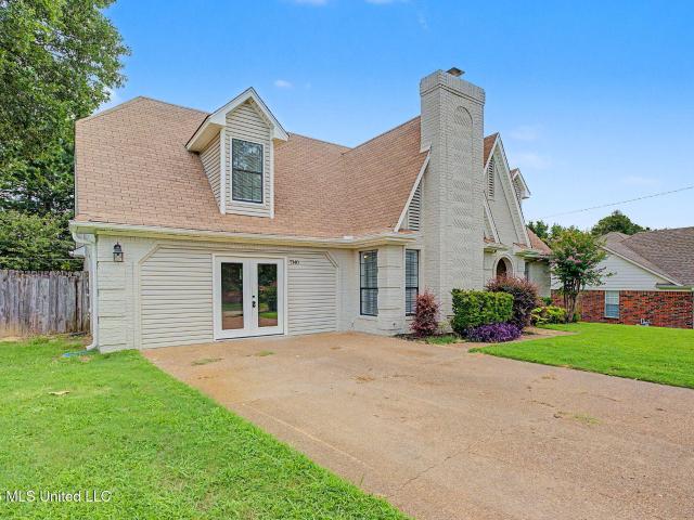 House for sale in Nesbit, Mississippi