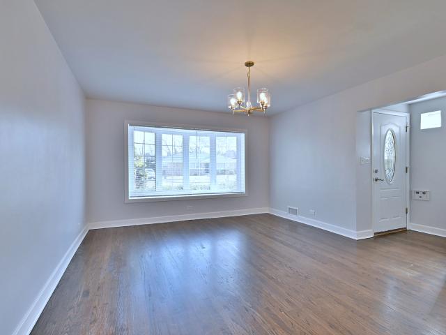 House for sale in Lincolnwood, Illinois