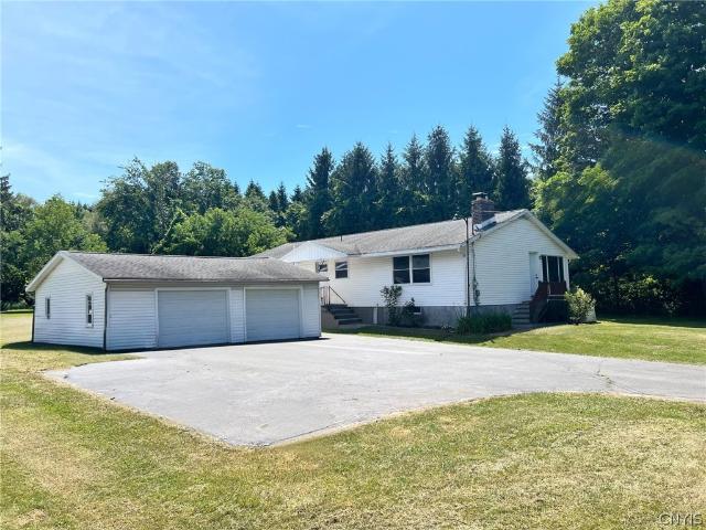 House for sale in Town of Pompey, Onondaga County