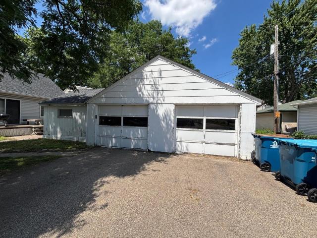 House for sale in Richfield