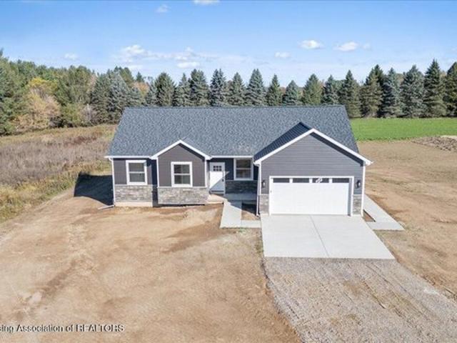 House for sale in Laingsburg, Shiawassee County