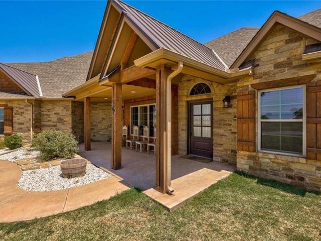 House for sale in Piedmont, Oklahoma