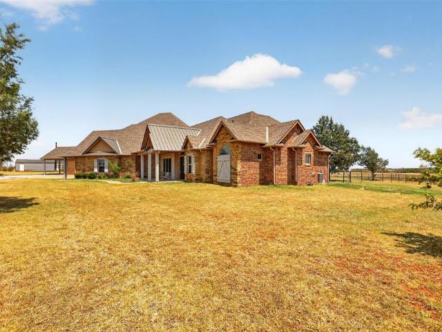 House for sale in Piedmont, Oklahoma