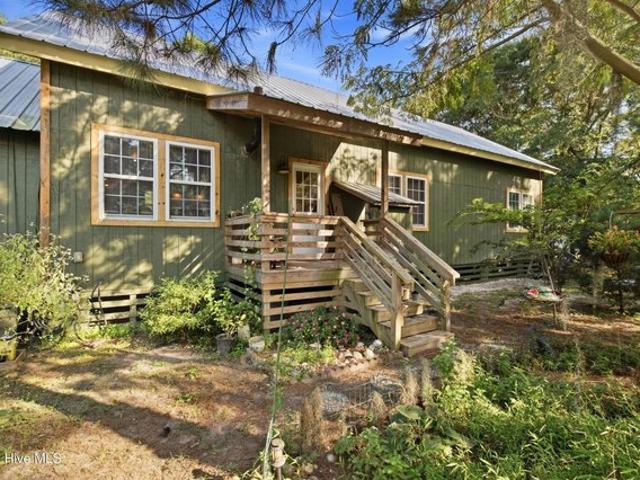 House for sale in Burgaw, Pender County