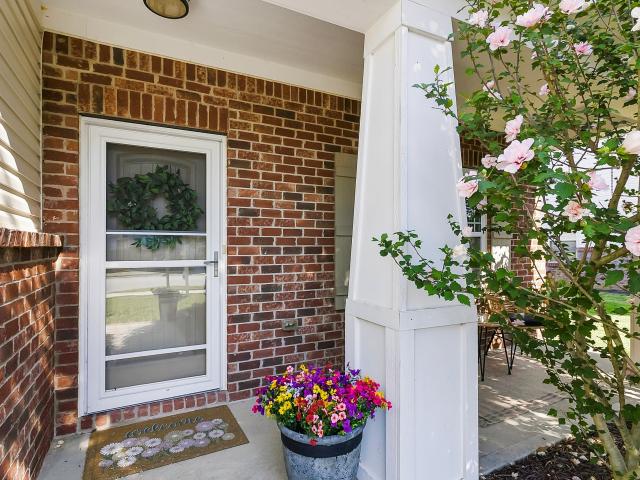 House for sale in Gateway Crossing, McCordsville