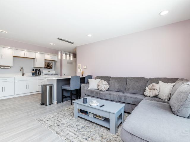 Condo for sale in Chicago Park, Illinois
