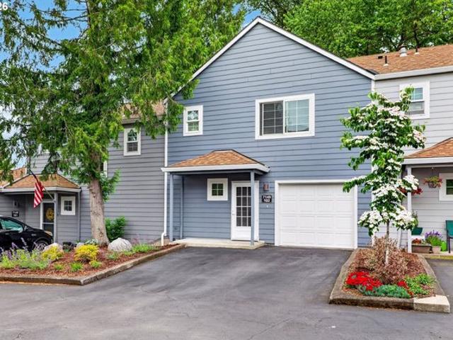 Condo for sale in Oregonia