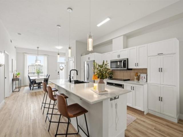 Condo for sale in Downtown, Edmonton