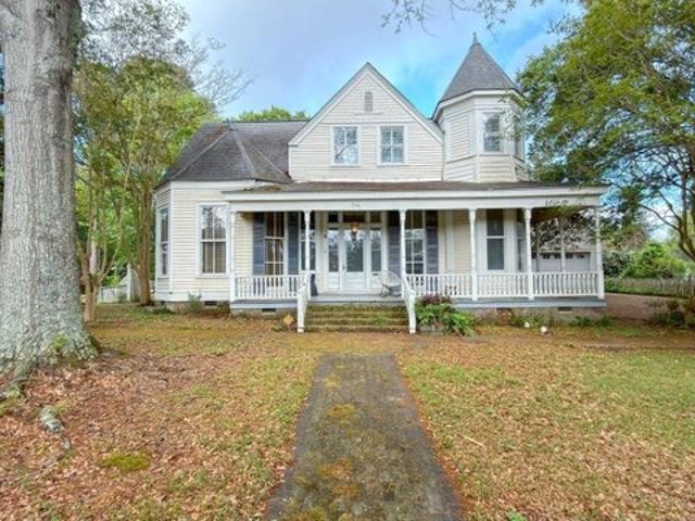 House for sale in Mccomb, Mississippi