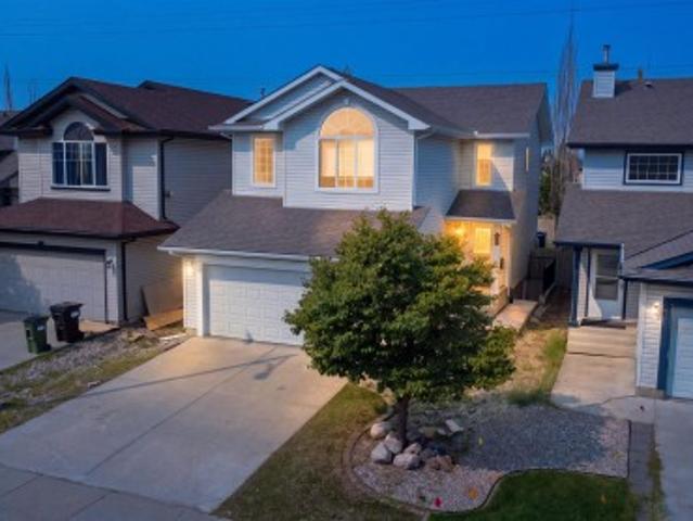 House for sale in Wedgewood, Alberta