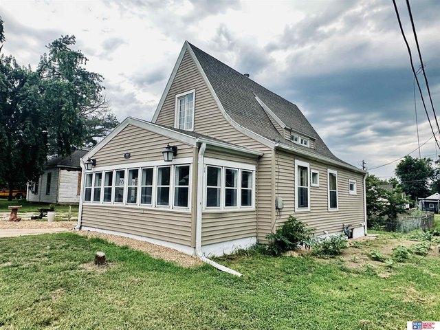 House for sale in Fairbury, Jefferson County