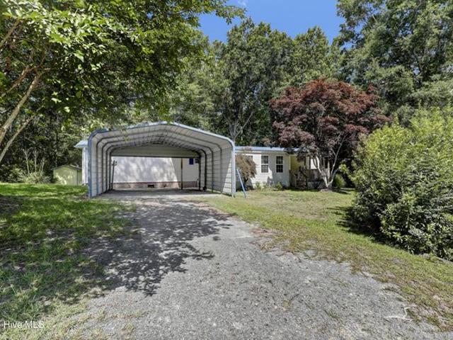 House for sale in Hampstead, Pender County